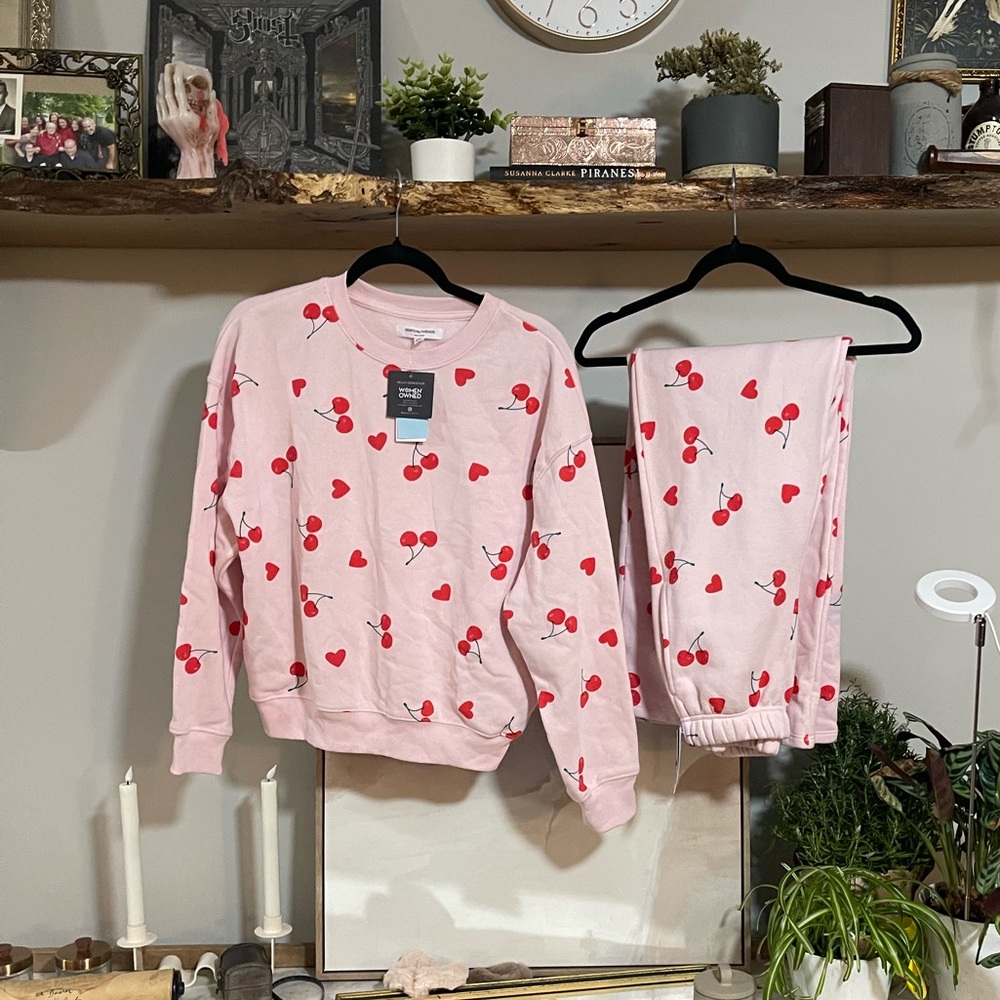 NWT Grayson Threads Pink Cherry Heart 2pc Set